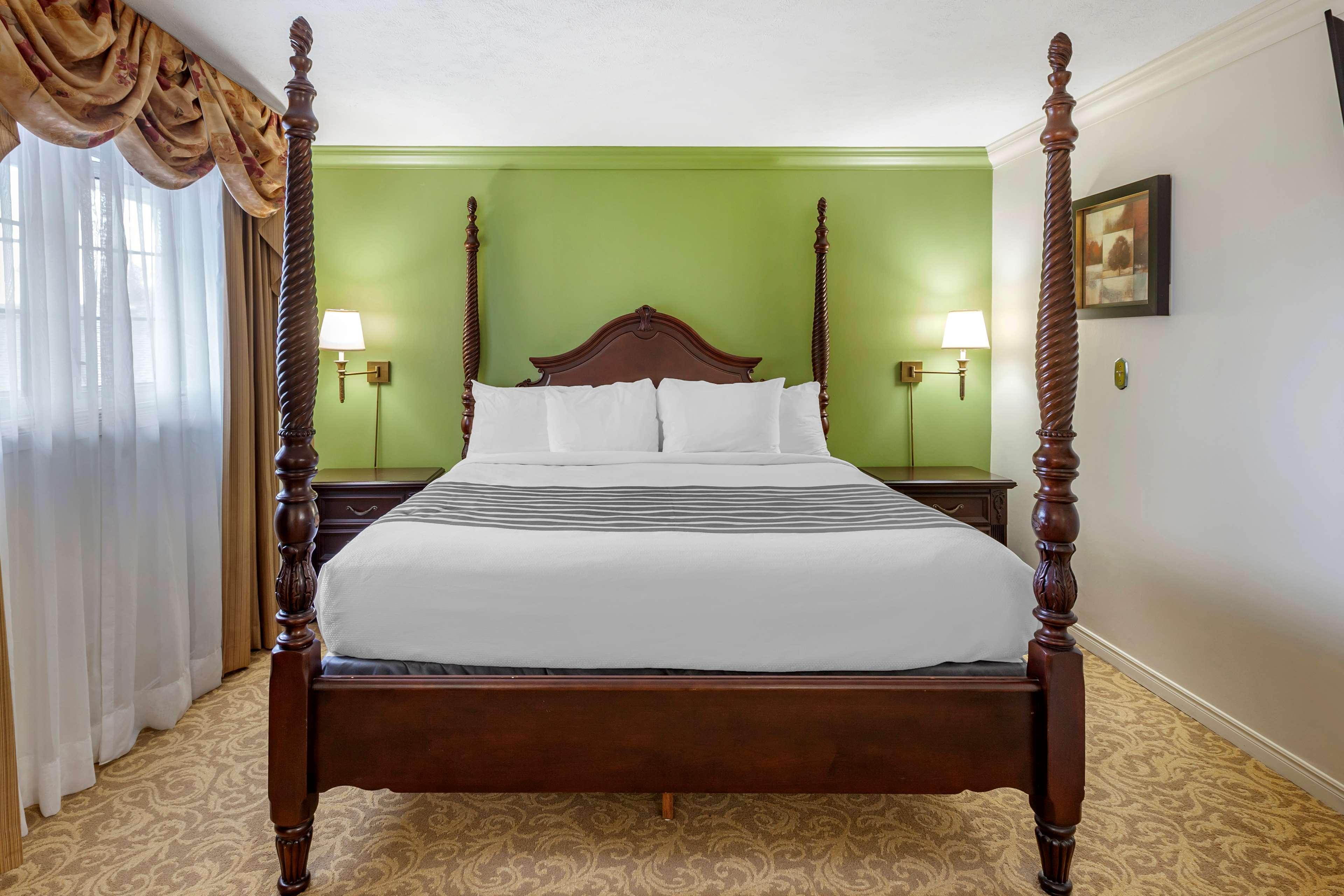 Surestay Plus Hotel By Best Western Kincardine Esterno foto