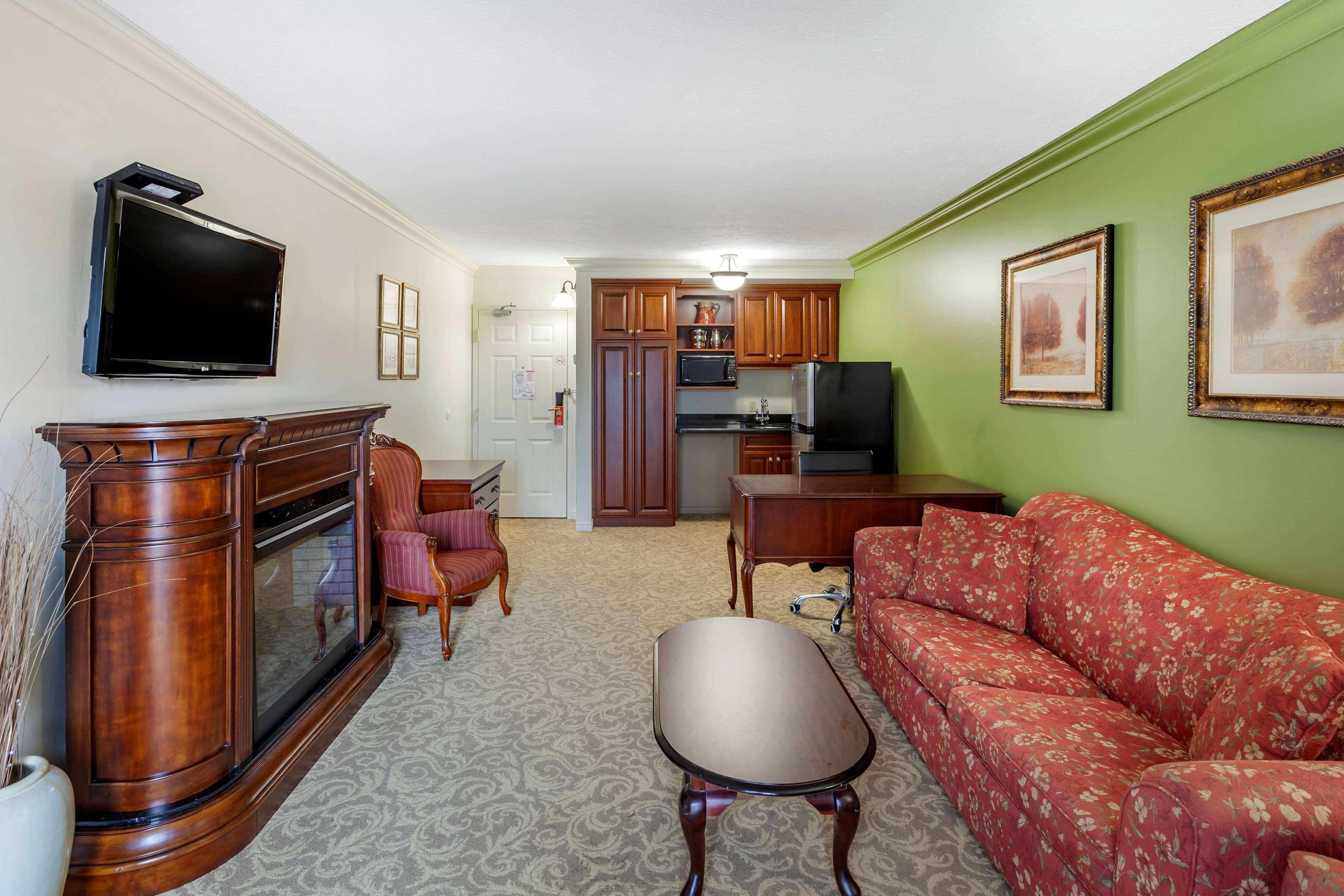 Surestay Plus Hotel By Best Western Kincardine Esterno foto