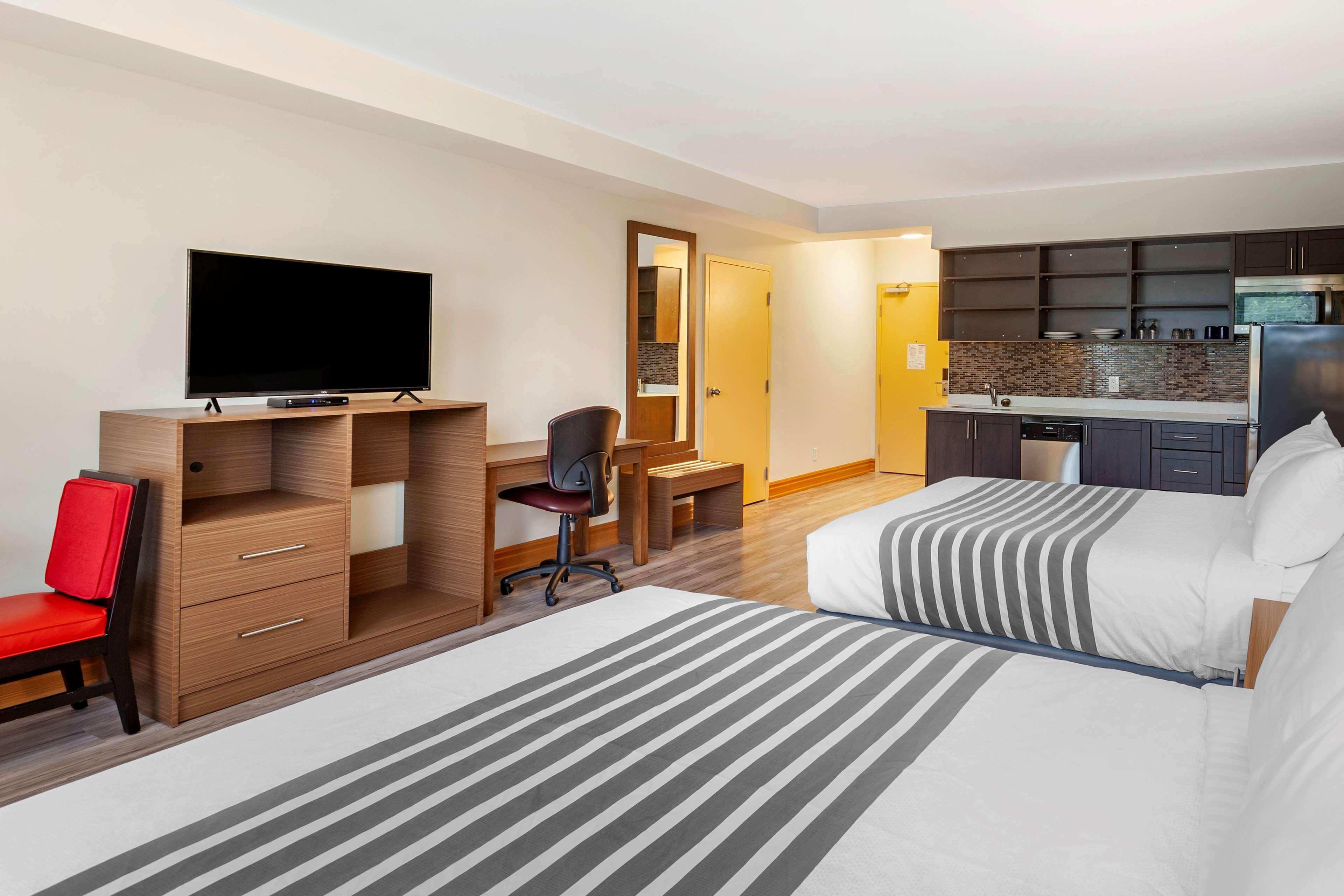 Surestay Plus Hotel By Best Western Kincardine Esterno foto