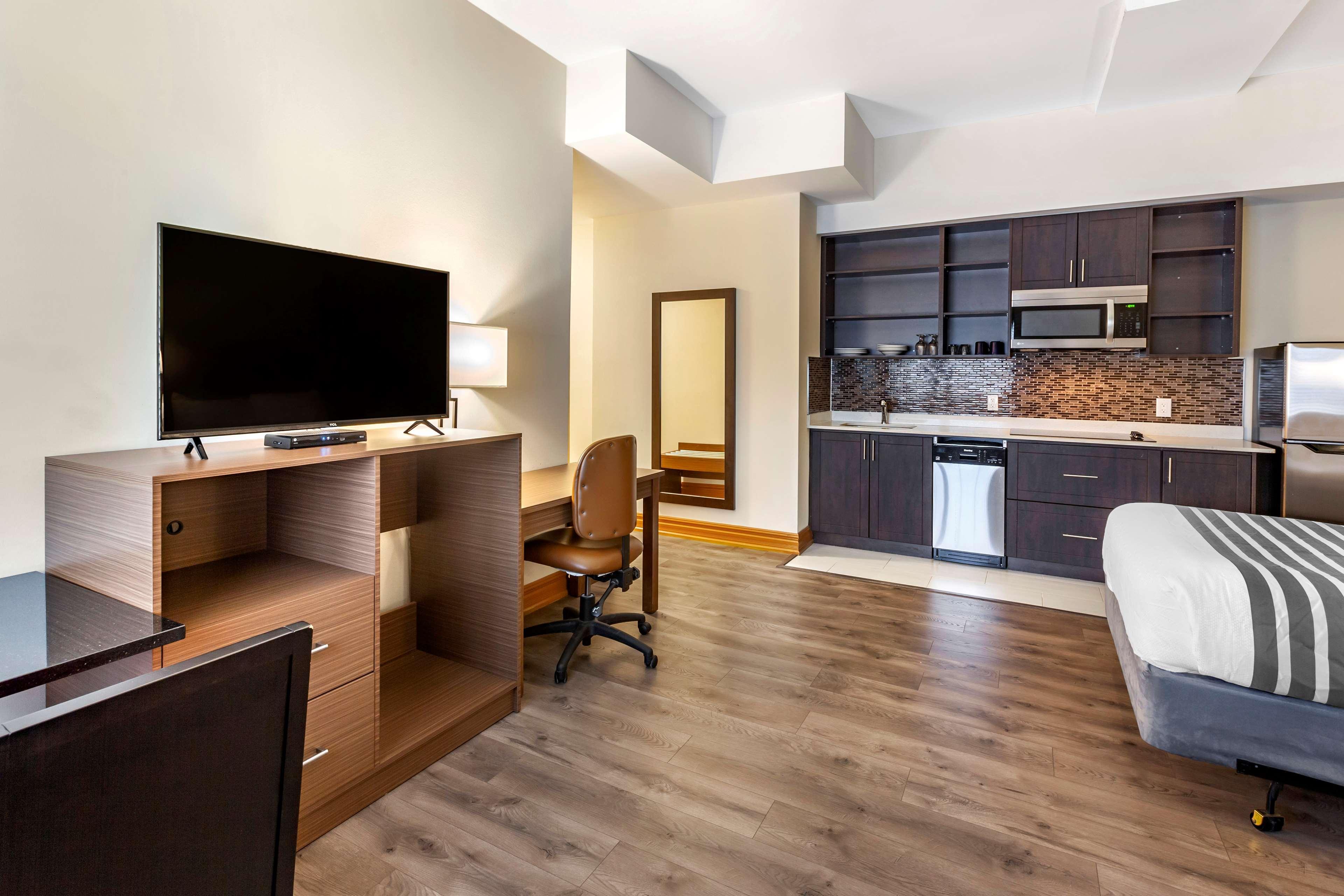 Surestay Plus Hotel By Best Western Kincardine Esterno foto