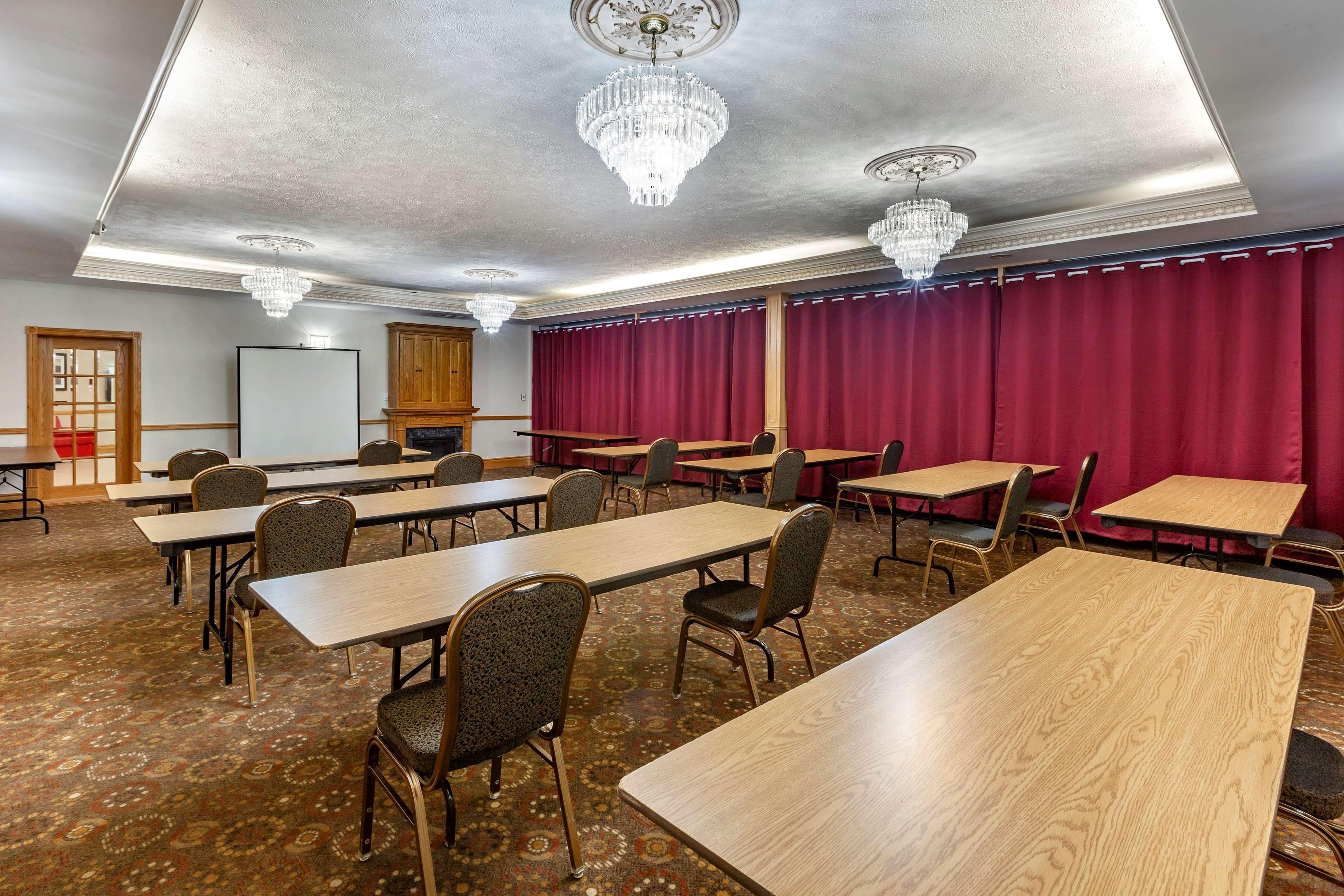 Surestay Plus Hotel By Best Western Kincardine Esterno foto