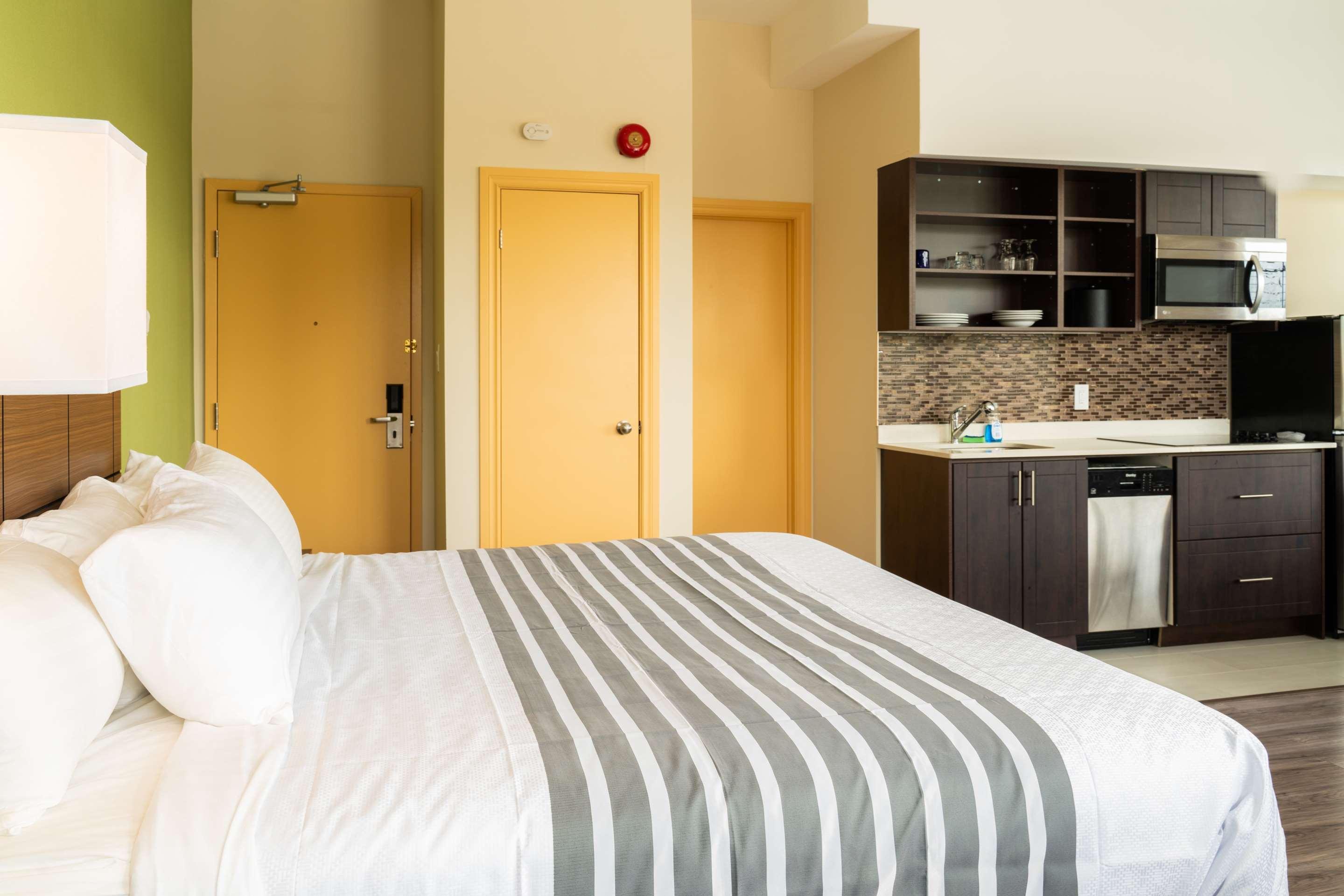 Surestay Plus Hotel By Best Western Kincardine Esterno foto