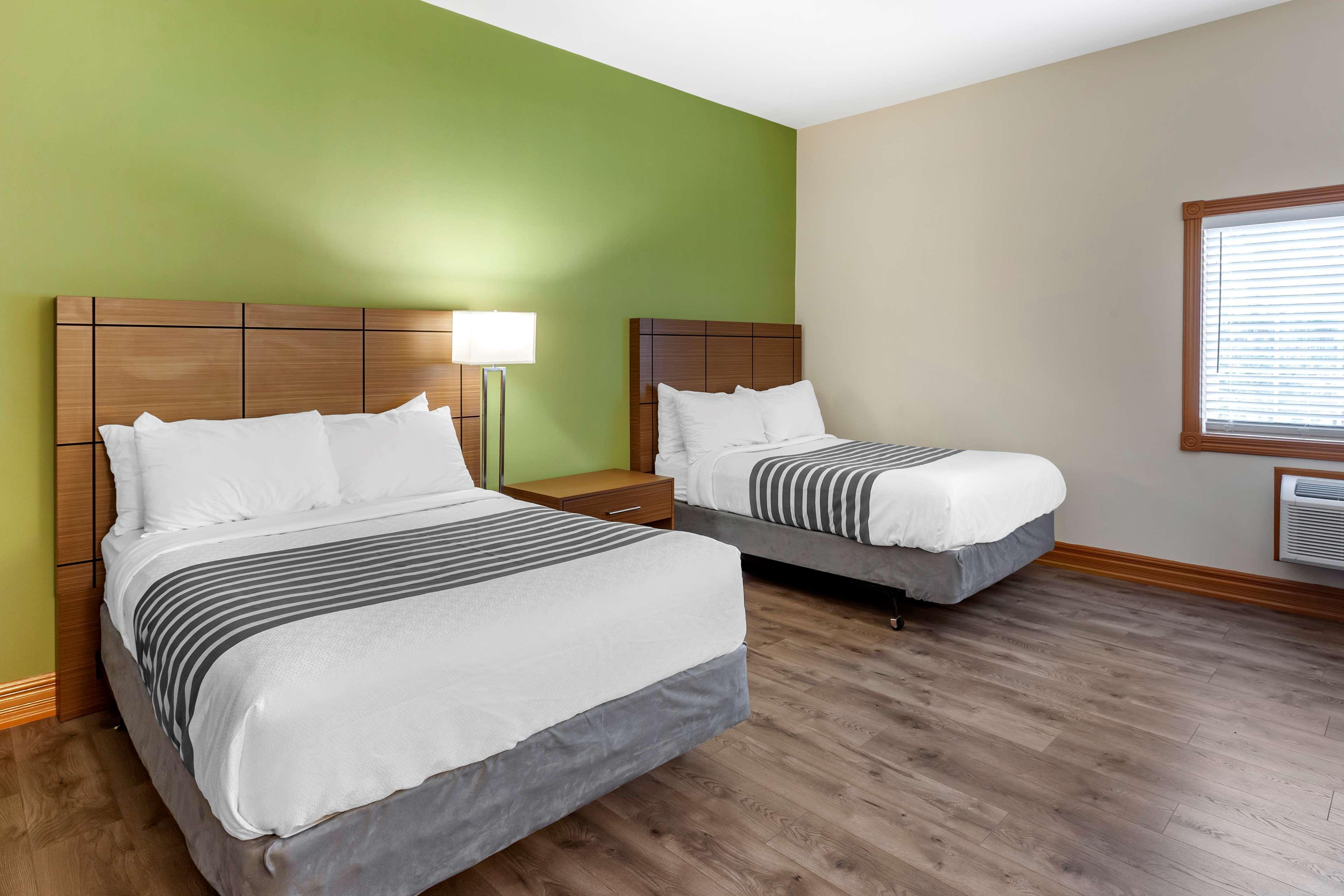 Surestay Plus Hotel By Best Western Kincardine Esterno foto