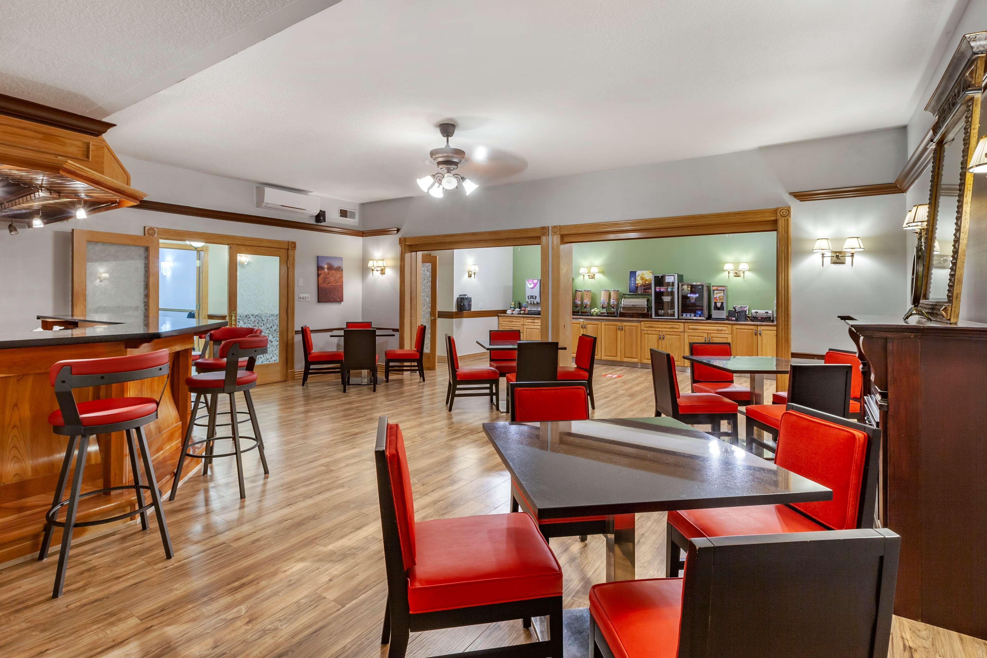 Surestay Plus Hotel By Best Western Kincardine Esterno foto